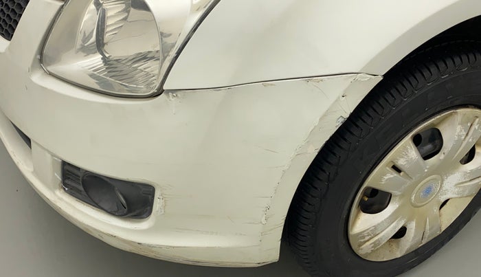 2011 Maruti Swift VXI, Petrol, Manual, 66,846 km, Front bumper - Minor scratches