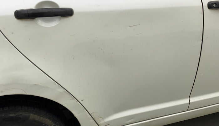 2011 Maruti Swift VXI, Petrol, Manual, 66,846 km, Right rear door - Minor scratches