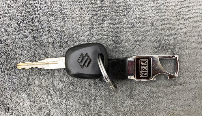 2011 Maruti Swift VXI, Petrol, Manual, 66,846 km, Key Close Up