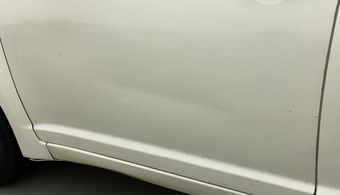 2011 Maruti Swift VXI, Petrol, Manual, 66,846 km, Front passenger door - Minor scratches