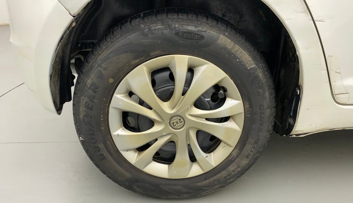 2011 Maruti Swift VXI, Petrol, Manual, 66,846 km, Right Rear Wheel