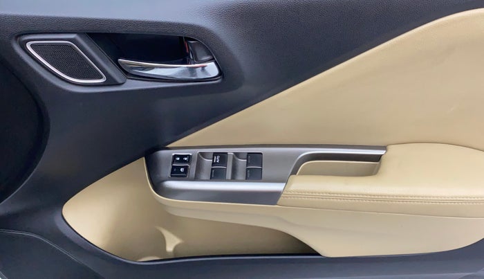 2019 Honda City 1.5L I-DTEC ZX, Diesel, Manual, 39,330 km, Right front window switch / handle - Window making noise/ moving slow