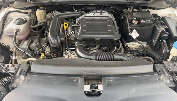 2022 Skoda SLAVIA ACTIVE 1.0L TSI MT, Petrol, Manual, 1,03,058 km, Engine View