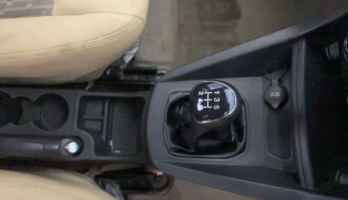 2018 Ford Figo Aspire TREND 1.5 DIESEL, Diesel, Manual, 1,36,889 km, Gear Lever