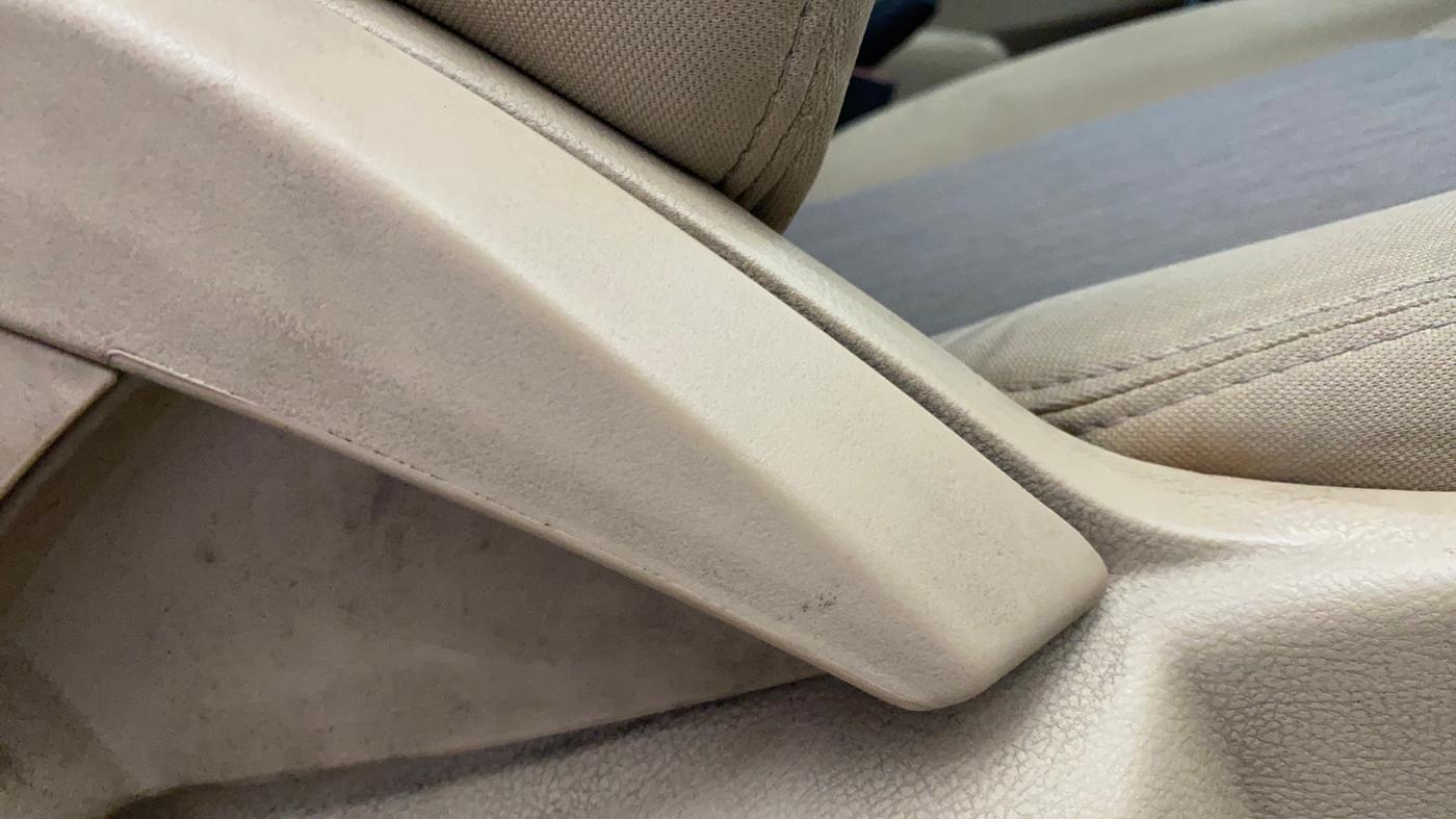 2018 Ford Figo Aspire TREND 1.5 DIESEL, Diesel, Manual, 1,36,673 km, Driver Side Adjustment Panel