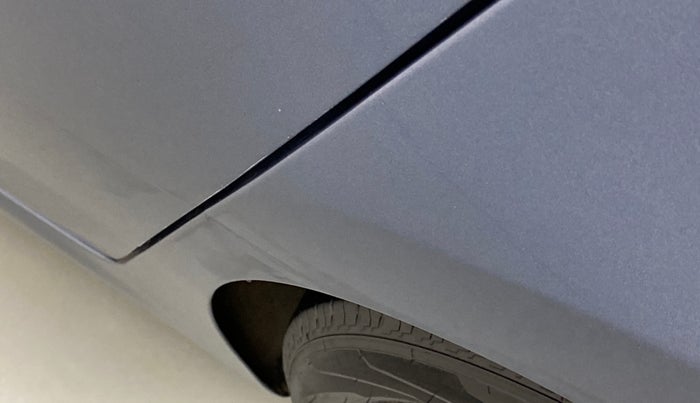 2014 Hyundai Verna FLUIDIC 1.4 VTVT CX, CNG, Manual, 1,05,810 km, Left quarter panel - Slightly dented