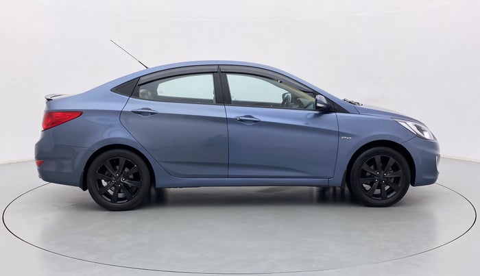 2014 Hyundai Verna FLUIDIC 1.4 VTVT CX, CNG, Manual, 1,05,810 km, Right Side View