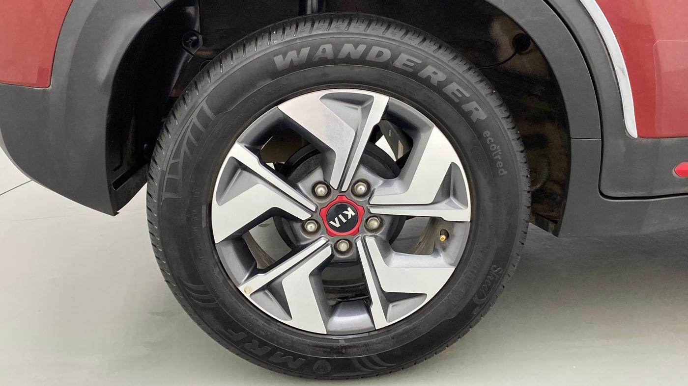 2020 KIA SONET GTX PLUS 1.5D  AT, Diesel, Automatic, 13,999 km, Right Rear Wheel