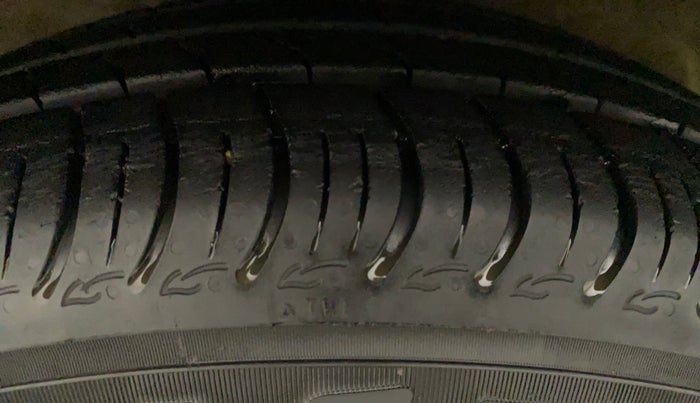 2020 Maruti S PRESSO VXI (O) AMT, Petrol, Automatic, 13,440 km, Left Front Tyre Tread
