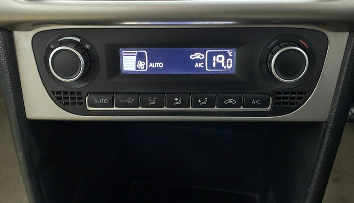 2017 Volkswagen Ameo HIGHLINE1.5L, Diesel, Manual, 82,864 km, Automatic Climate Control