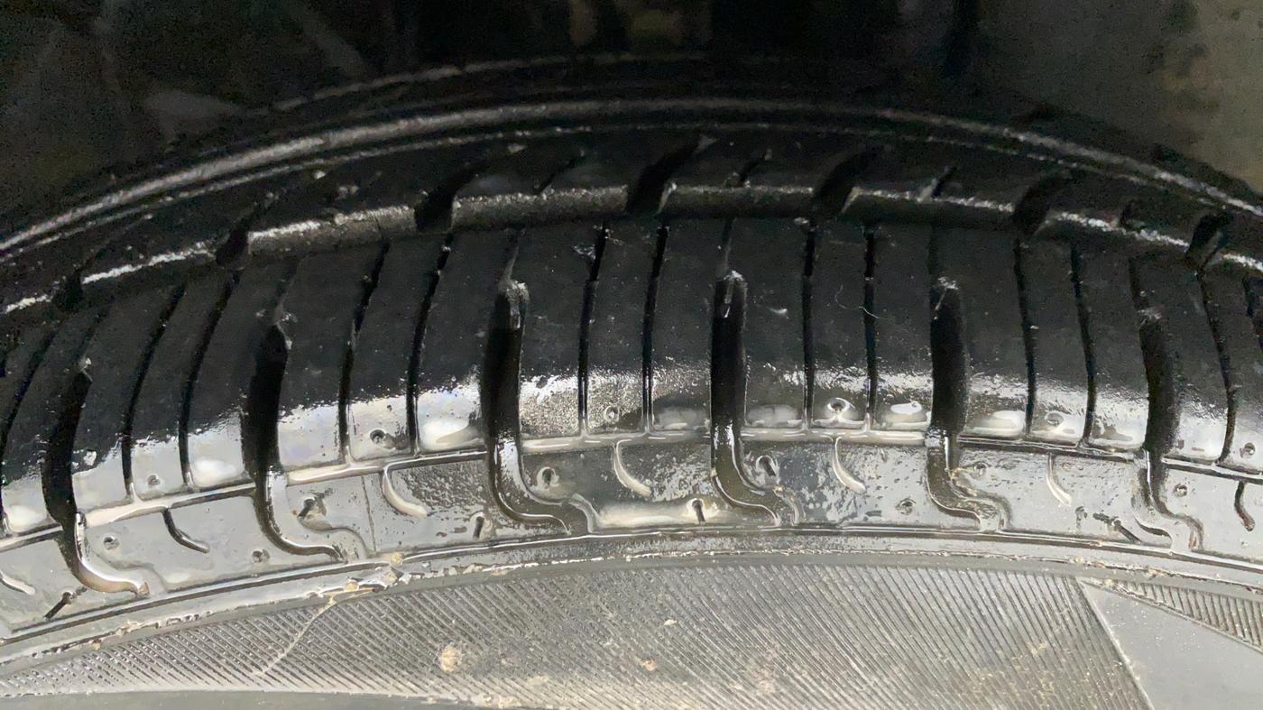 2018 Datsun Redi Go 1.0 S AT, Petrol, Automatic, 6,074 km, Right Front Tyre Tread
