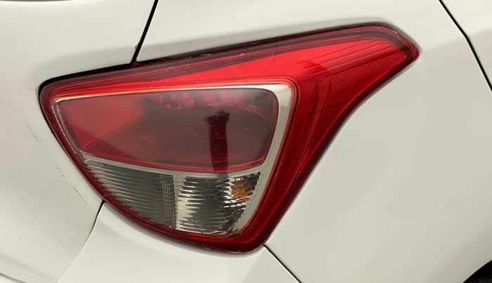 2014 Hyundai Grand i10 SPORTZ 1.2 KAPPA VTVT, Petrol, Manual, 73,019 km, Right tail light - Minor scratches