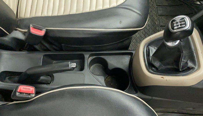2014 Hyundai Grand i10 SPORTZ 1.2 KAPPA VTVT, Petrol, Manual, 73,019 km, Gear Lever