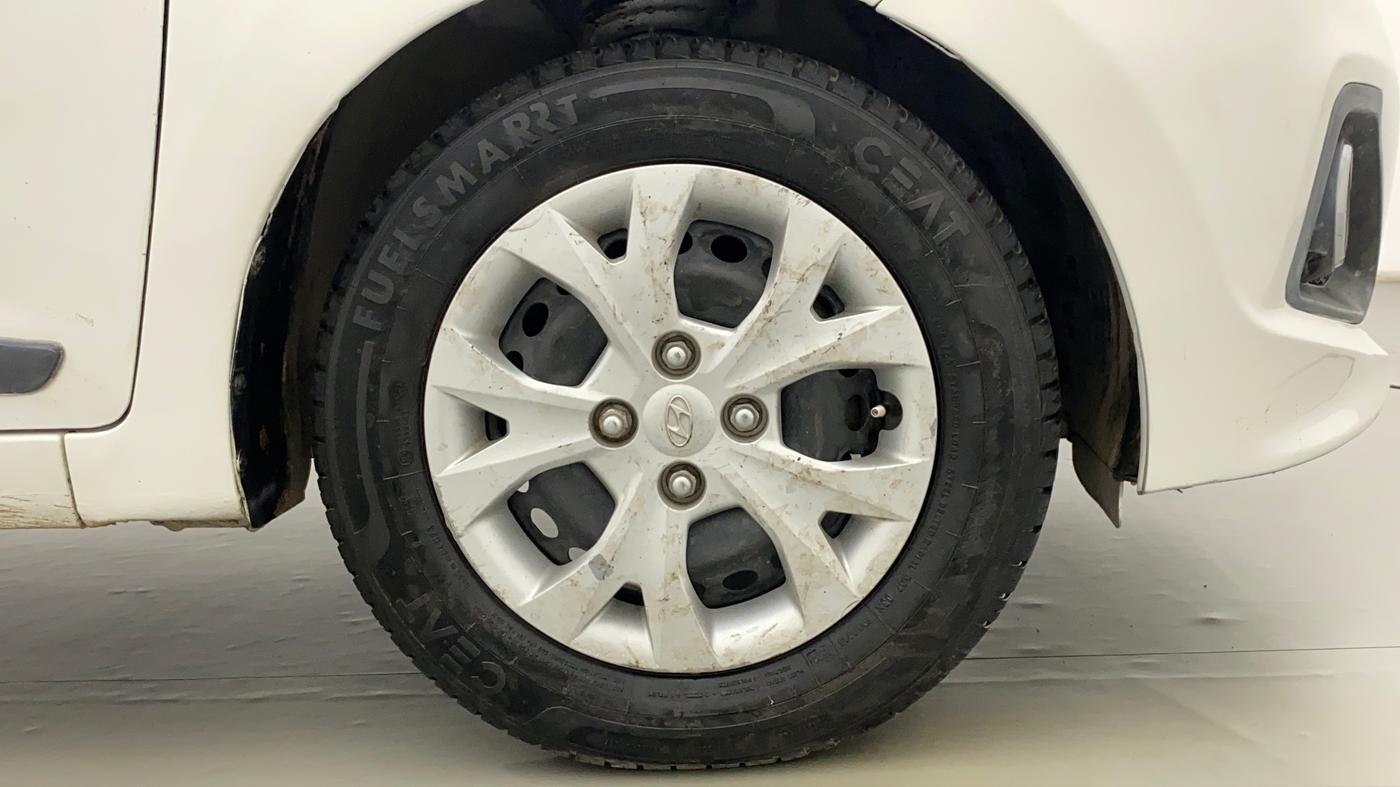 2014 Hyundai Grand i10 SPORTZ 1.2 KAPPA VTVT, Petrol, Manual, 73,019 km, Right Front Wheel