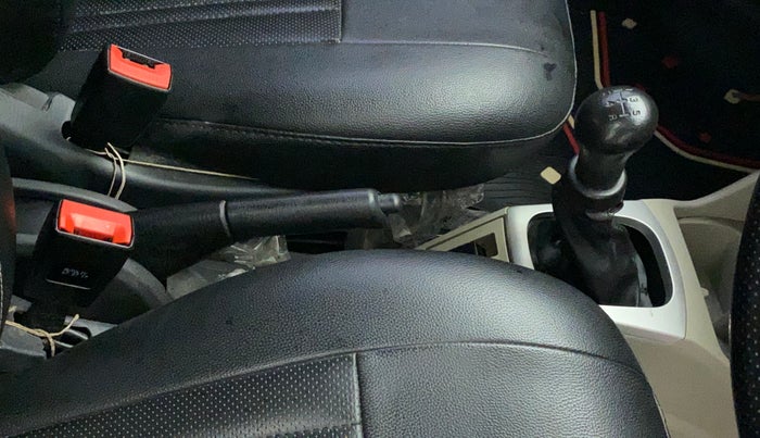 2017 Maruti Alto K10 VXI, Petrol, Manual, 91,773 km, Gear lever - Boot Cover minor damage