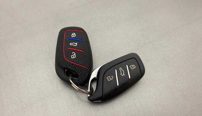 2021 MG ASTOR SAVVY 1.5 CVT, Petrol, Automatic, 40,061 km, Key Close Up