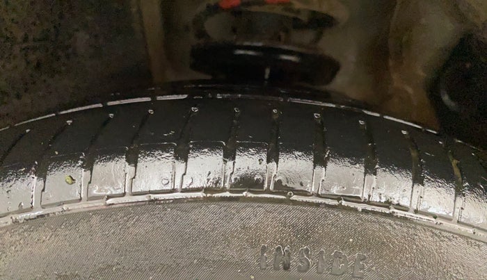 2021 MG ASTOR SAVVY 1.5 CVT, Petrol, Automatic, 40,061 km, Left Front Tyre Tread