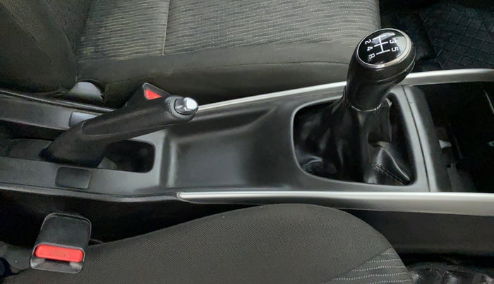 2018 Maruti Baleno DELTA PETROL 1.2, Petrol, Manual, 60,525 km, Gear Lever