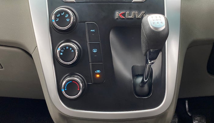 2016 Mahindra Kuv100 K8 6 STR, Petrol, Manual, 37,180 km, Gear Lever