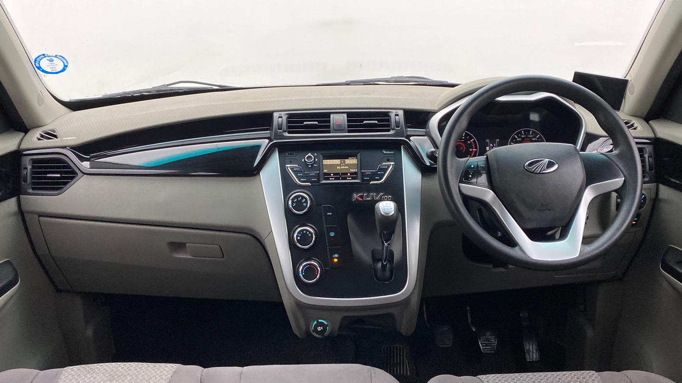 2016 Mahindra Kuv100 K8 6 STR, Petrol, Manual, 37,180 km, Dashboard