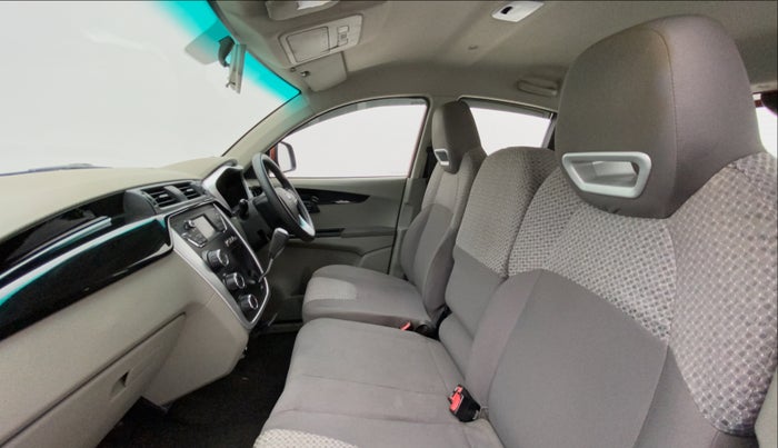 2016 Mahindra Kuv100 K8 6 STR, Petrol, Manual, 37,180 km, Right Side Front Door Cabin