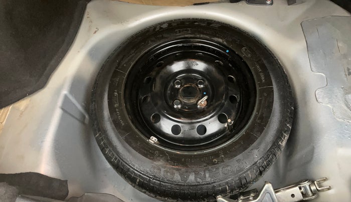 2014 Maruti Swift Dzire VXI, Petrol, Manual, 67,109 km, Spare Tyre