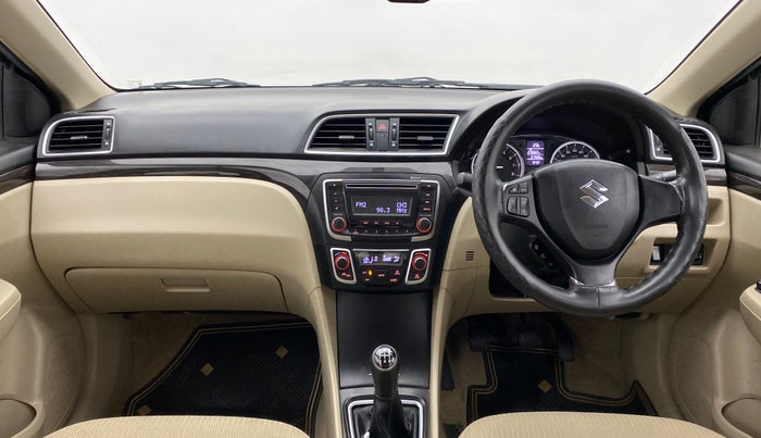 2017 Maruti Ciaz ZXI, Petrol, Manual, 31,654 km, Dashboard