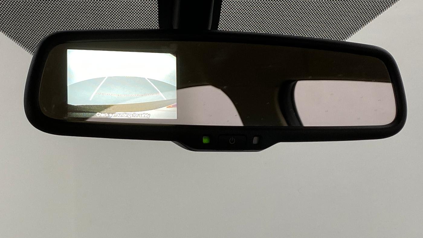 2017 Maruti Ciaz ZXI, Petrol, Manual, 31,654 km, IRVM Reverse Camera