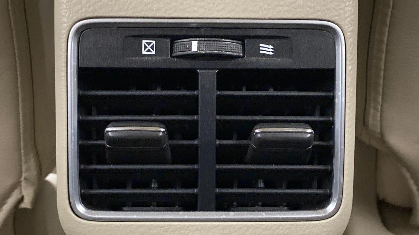 2017 Maruti Ciaz ZXI, Petrol, Manual, 31,654 km, Rear AC Vents