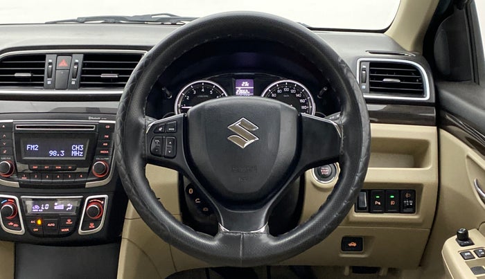 2017 Maruti Ciaz ZXI, Petrol, Manual, 31,654 km, Steering Wheel Close Up