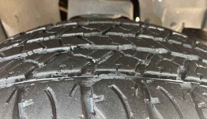 2022 Mahindra Thar LX HT PETROL 4WD MT, Petrol, Manual, 20,277 km, Right Front Tyre Tread