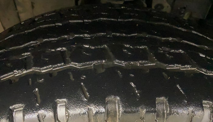 2021 Mahindra Thar LX PETROL HT 4WD AT, Petrol, Automatic, 36,203 km, Right Front Tyre Tread