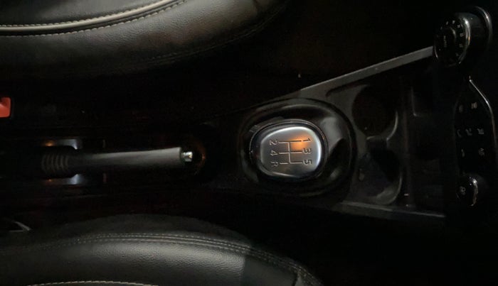 2021 Renault Duster RXZ 1.5 PETROL MT, Petrol, Manual, 85,624 km, Gear Lever