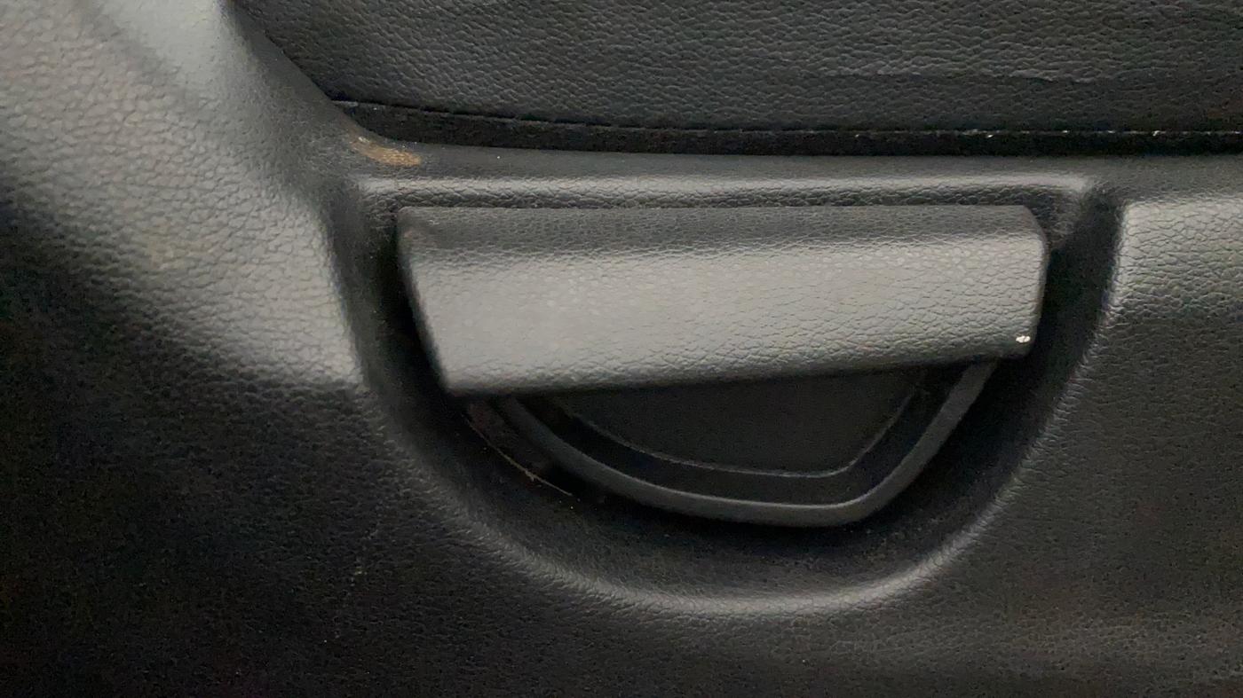 2022 Hyundai NEW SANTRO MAGNA EXECUTIVE CNG, CNG, Manual, 88,216 km, Driver Side Adjustment Panel