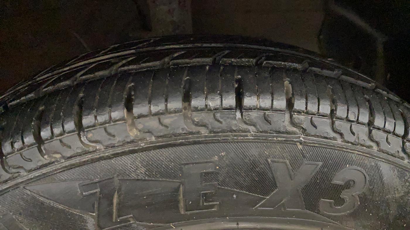2022 Hyundai NEW SANTRO MAGNA EXECUTIVE CNG, CNG, Manual, 88,216 km, Right Front Tyre Tread