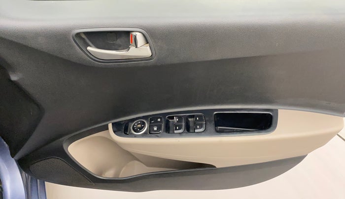 2014 Hyundai Xcent SX 1.2 (O), CNG, Manual, 1,22,025 km, Driver Side Door Panels Control