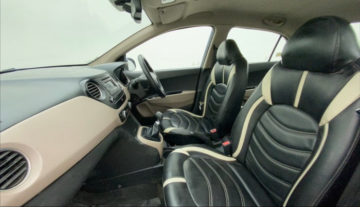 2014 Hyundai Xcent SX 1.2 (O), CNG, Manual, 1,22,025 km, Right Side Front Door Cabin