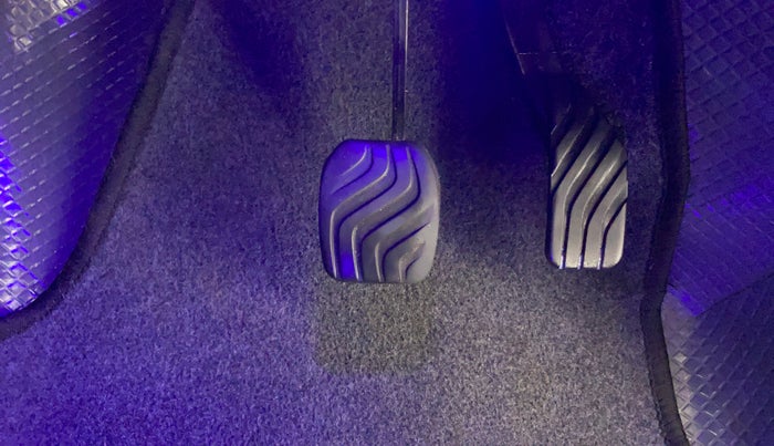 2018 Datsun Redi Go T(O) 1.0 AMT, Petrol, Automatic, 47,779 km, Pedals