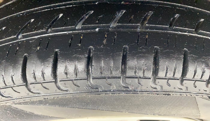 2018 Datsun Redi Go T(O) 1.0 AMT, Petrol, Automatic, 47,779 km, Left Rear Tyre Tread