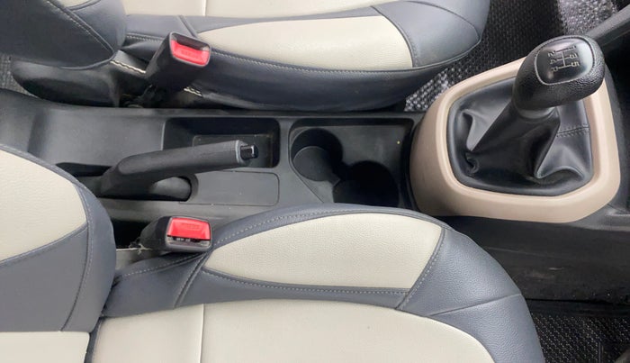 2014 Hyundai Grand i10 MAGNA 1.2 KAPPA VTVT, Petrol, Manual, 45,564 km, Gear Lever