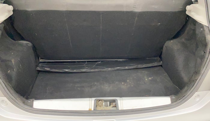 2012 Toyota Etios Liva G SP, Petrol, Manual, 77,476 km, Boot Inside