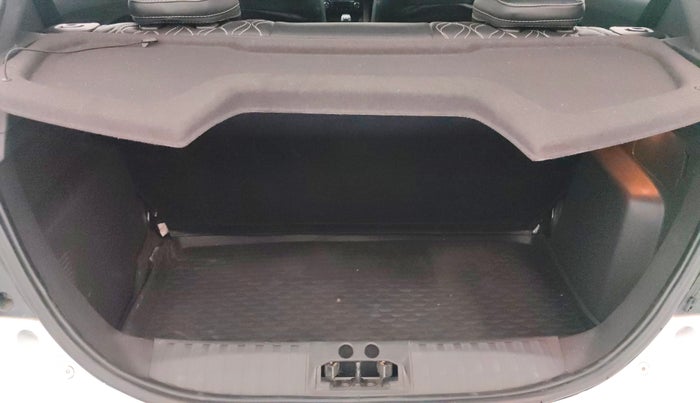 2019 Ford FREESTYLE TITANIUM 1.2 PETROL, Petrol, Manual, 56,903 km, Boot Inside