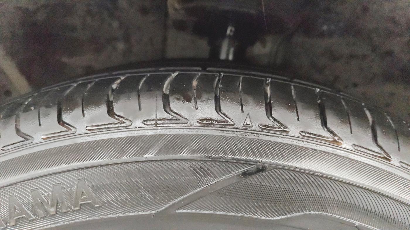 2019 Ford FREESTYLE TITANIUM 1.2 PETROL, Petrol, Manual, 56,976 km, Left Front Tyre Tread