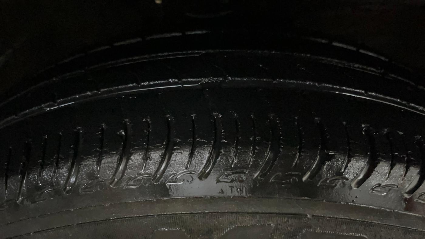 2020 Maruti S PRESSO VXI+, Petrol, Manual, 50,921 km, Right Front Tyre Tread