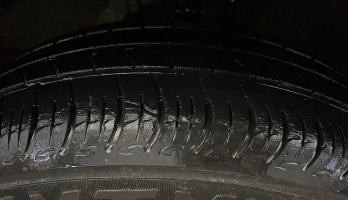 2020 Maruti S PRESSO VXI+, Petrol, Manual, 50,868 km, Left Front Tyre Tread