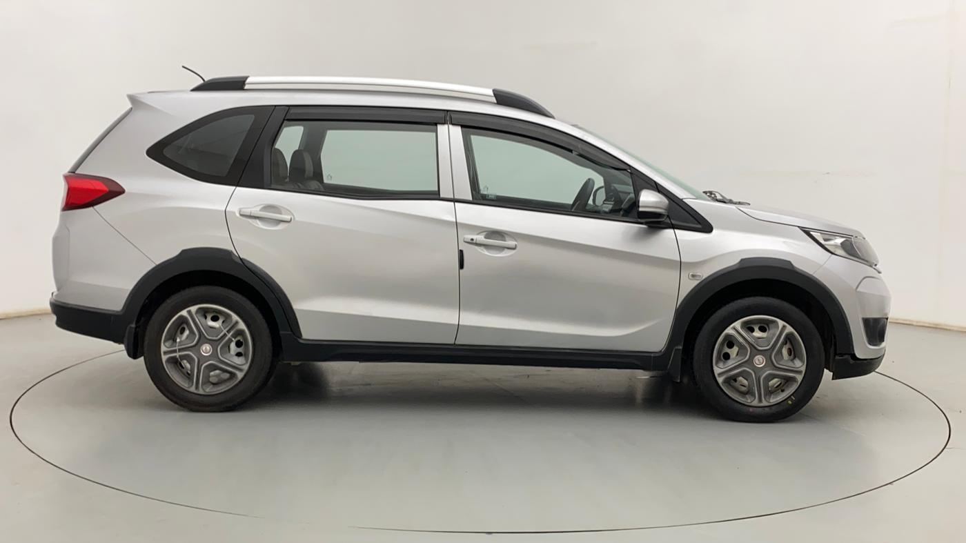 2017 Honda BR-V 1.5L I-VTEC E, Petrol, Manual, 1,23,292 km, Right Side View