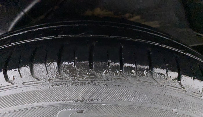 2010 Hyundai i10 MAGNA 1.2, Petrol, Manual, 85,321 km, Left Rear Tyre Tread