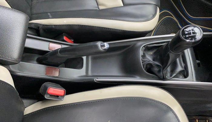 2020 Toyota Glanza G, Petrol, Manual, 64,711 km, Gear Lever