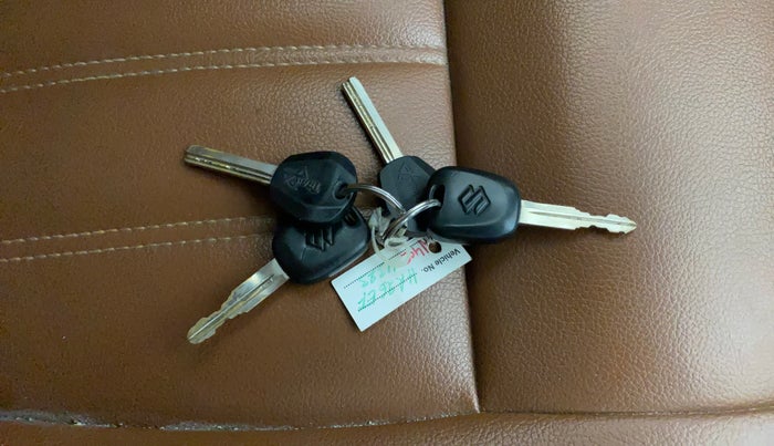 2019 Maruti Alto LXI CNG, CNG, Manual, 44,318 km, Key Close Up