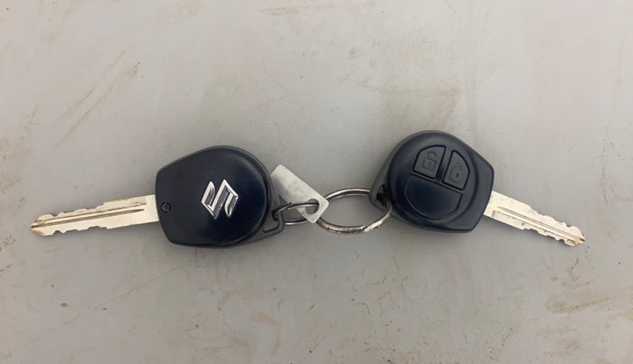 2014 Maruti Ertiga ZXI, Petrol, Manual, 67,372 km, Key Close Up